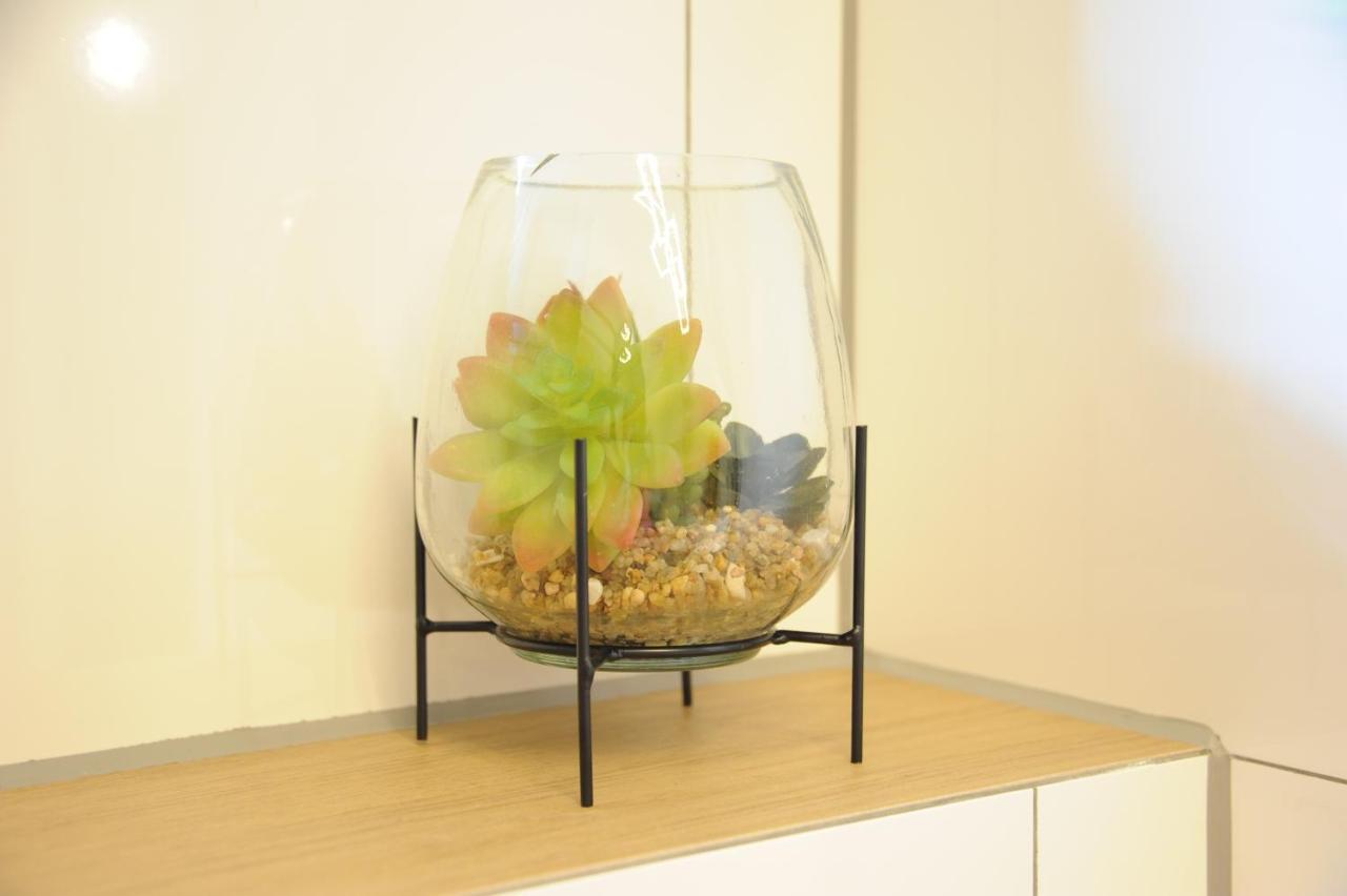 Studio-Apartment Kontaktloser Check-In メッケンベウーレン エクステリア 写真